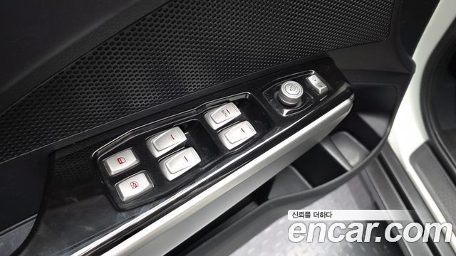 KG Mobility (SsangYong) Tivoli Diesel VX 2WD 2016 — фото 27