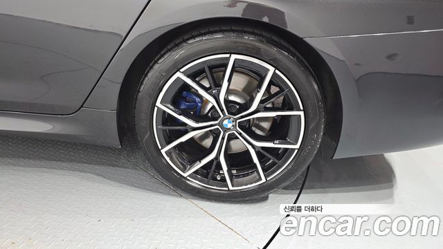 BMW 5 Series (G30) 530i xDrive M Sport Package 2023 — фото 21