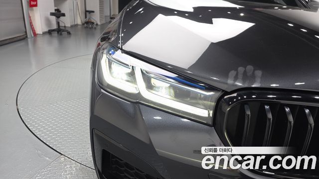 BMW 5 Series (G30) 530i xDrive M Sport Package 2023 — фото 22