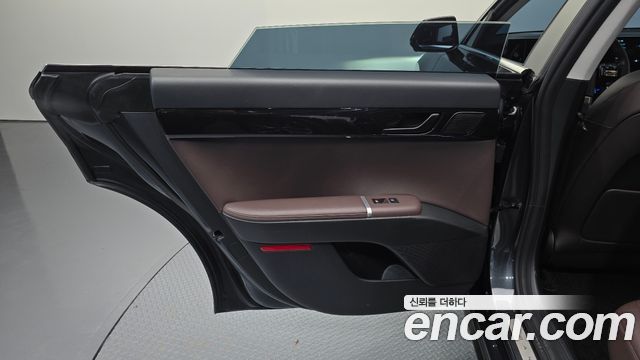 Hyundai Grandeur Hybrid (GN7) Exclusive 2023 — фото 25