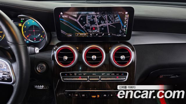 Mercedes-Benz GLC-Class (X253) GLC300 4MATIC 2020 — фото 14