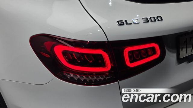 Mercedes-Benz GLC-Class (X253) GLC300 4MATIC 2020 — фото 23