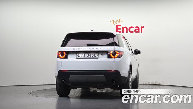 Land Rover Discovery Sport 2.0 TD4 SE 2016 — фото 4