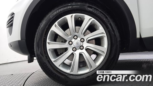 Land Rover Discovery Sport 2.0 TD4 SE 2016 — фото 5