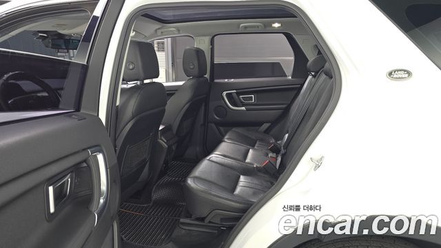 Land Rover Discovery Sport 2.0 TD4 SE 2016 — фото 11