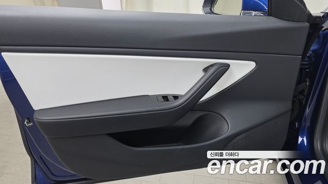 Tesla Model 3 Long Range AWD 2020 — фото 24