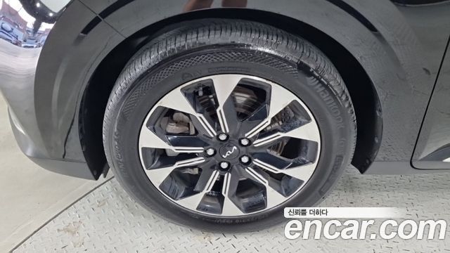 Kia Carnival (IV) Gasoline 9-Seater Signature 2023 — фото 5