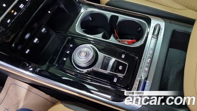 Kia Carnival (IV) Gasoline 9-Seater Signature 2023 — фото 9