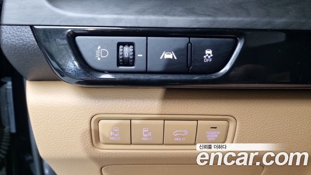 Kia Carnival (IV) Gasoline 9-Seater Signature 2023 — фото 18