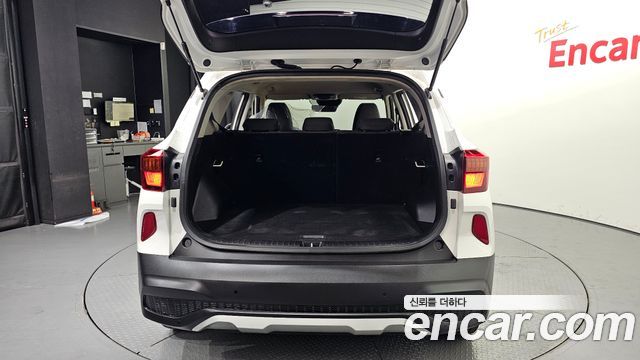 Kia Seltos Diesel 1.6 4WD Trendy 2022 — фото 20