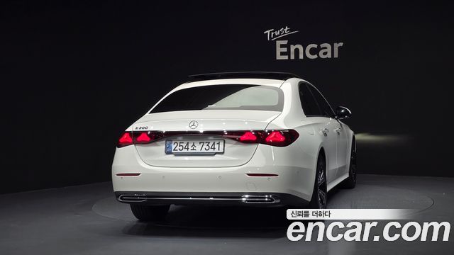 Mercedes-Benz E-Class (W214) E200 Avantgarde 2024 — фото 4