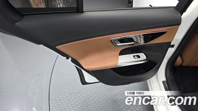 Mercedes-Benz E-Class (W214) E200 Avantgarde 2024 — фото 25