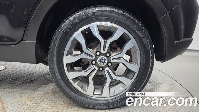 KG Mobility (SsangYong) Korando C 2.2 RX 2WD DLX 2016 — фото 21