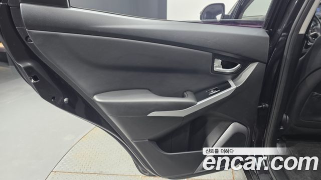 KG Mobility (SsangYong) Korando C 2.2 RX 2WD DLX 2016 — фото 25