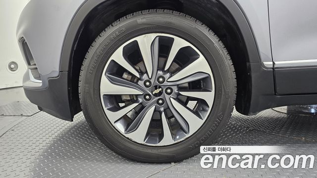 Chevrolet Trax 1.4 Premier 2019 — фото 5