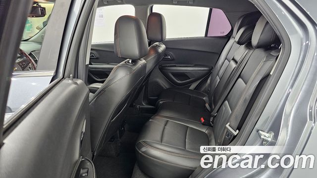 Chevrolet Trax 1.4 Premier 2019 — фото 12