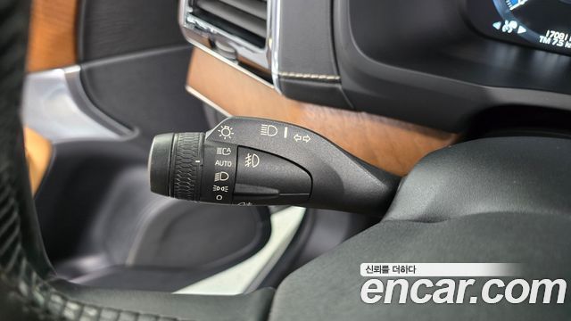 Volvo XC90 (II) T6 Inscription 2017 — фото 17