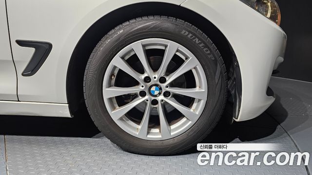 BMW 3 Series GT (F34) GT 320d xDrive 2015 — фото 21