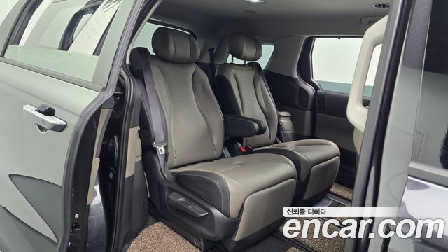Kia Carnival (IV) Gasoline 7-Seater Noblesse 2025 — фото 12