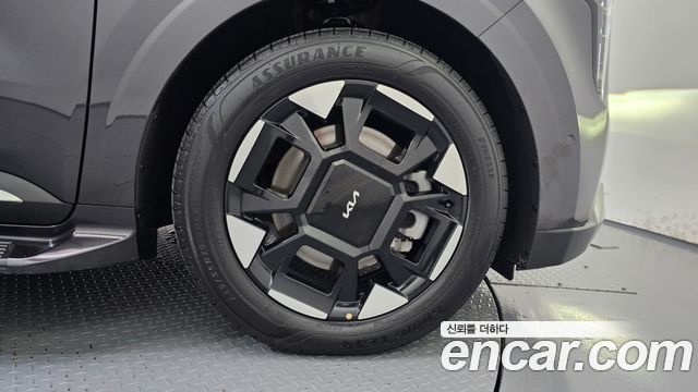 Kia Carnival (IV) Gasoline 7-Seater Noblesse 2025 — фото 21