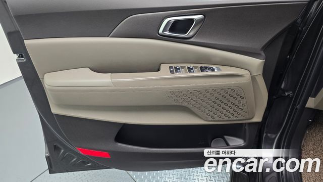 Kia Carnival (IV) Gasoline 7-Seater Noblesse 2025 — фото 24