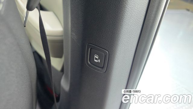 Kia Carnival (IV) Gasoline 7-Seater Noblesse 2025 — фото 31