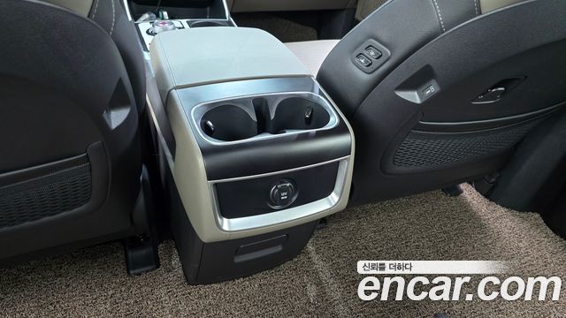 Kia Carnival (IV) Gasoline 7-Seater Noblesse 2025 — фото 33