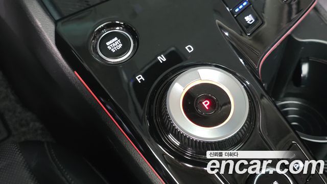 Kia Sportage (V) Gasoline 1.6 Turbo 2WD Signature 2022 — фото 9