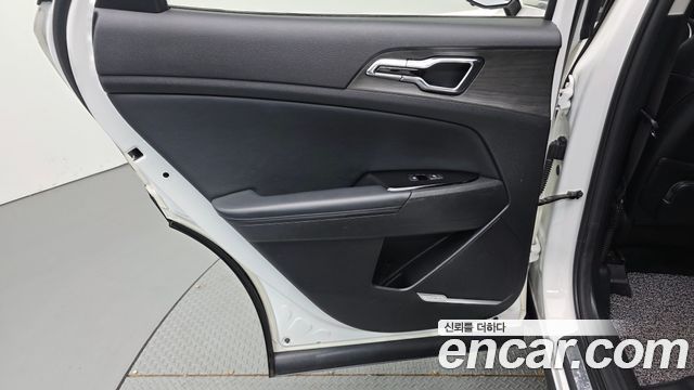 Kia Sportage (V) Gasoline 1.6 Turbo 2WD Signature 2022 — фото 25