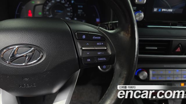 Hyundai Kona Electric Premium 2019 — фото 18