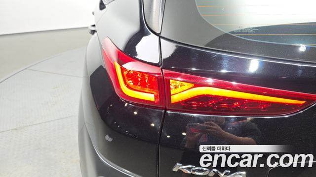 Hyundai Kona Electric Premium 2019 — фото 23