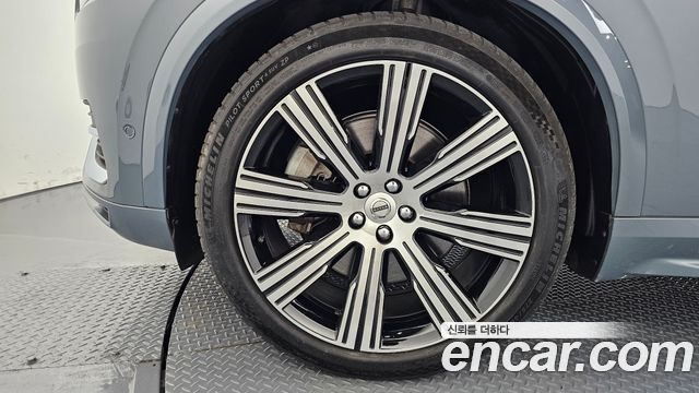 Volvo XC90 (II) T8 Ultimate Bright Hybrid 2023 — фото 5
