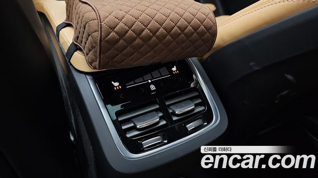 Volvo XC90 (II) T8 Ultimate Bright Hybrid 2023 — фото 17