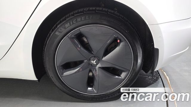 Tesla Model 3 Standard Range Plue RWD 2020 — фото 21