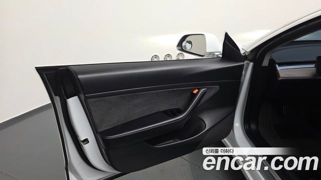 Tesla Model 3 Standard Range Plue RWD 2020 — фото 24