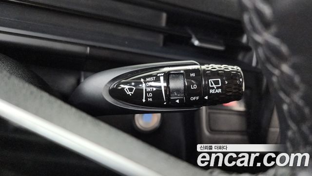 Hyundai Staria L3.5  Kinder Safety Car 11-Seater 2022 — фото 17