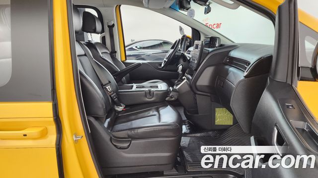 Hyundai Staria L3.5  Kinder Safety Car 11-Seater 2022 — фото 26