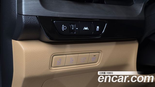 Kia Carnival (IV) Gasoline 9-Seater Signature 2023 — фото 17