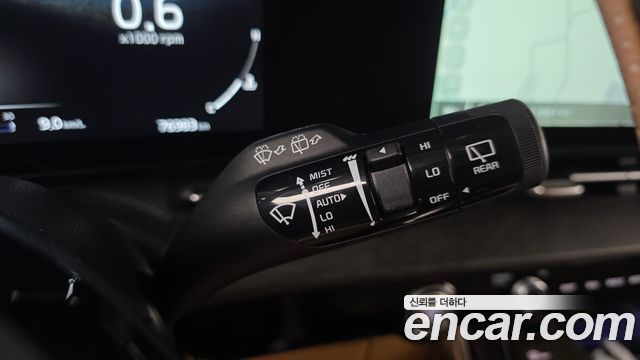 Kia Carnival (IV) Gasoline 9-Seater Signature 2023 — фото 18