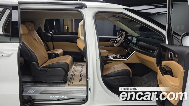 Kia Carnival (IV) Gasoline 9-Seater Signature 2023 — фото 26