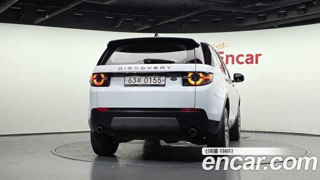 Land Rover Discovery Sport 2.0 TD4 SE 2017 — фото 4