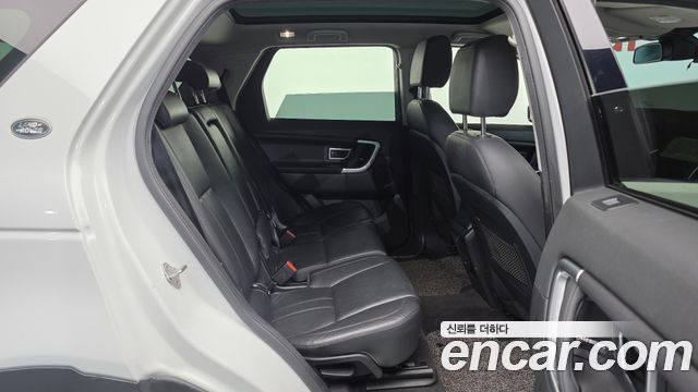 Land Rover Discovery Sport 2.0 TD4 SE 2017 — фото 16