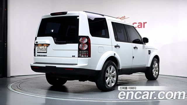Land Rover Discovery 4 3.0 SDV6 SE 2014 — фото 2