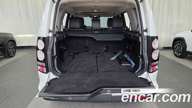 Land Rover Discovery 4 3.0 SDV6 SE 2014 — фото 20