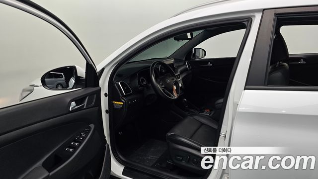 Hyundai Tucson Diesel 2.0 2WD Premium 2019 — фото 10