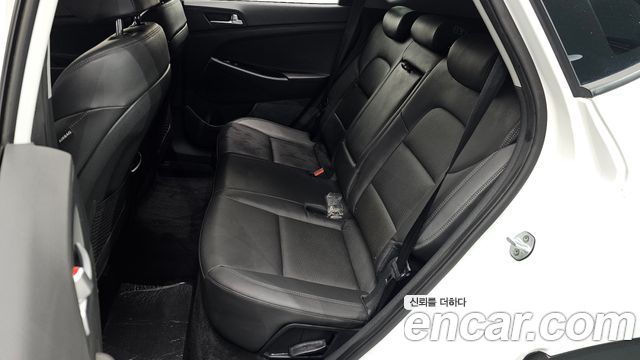 Hyundai Tucson Diesel 2.0 2WD Premium 2019 — фото 12