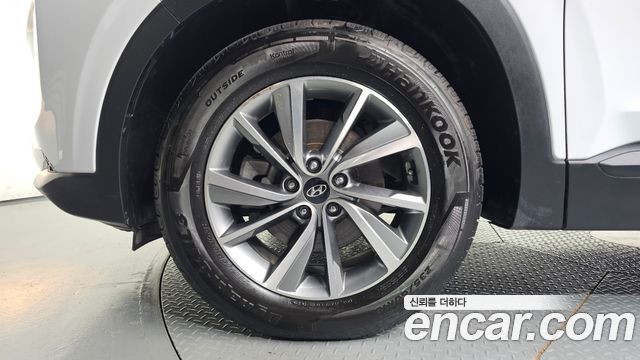 Hyundai Santa Fe (TM) Diesel 2.0 2WD Premium 2019 — фото 5