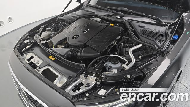 Mercedes-Benz E-Class (W214) E300 4MATIC AMG Line 2024 — фото 6