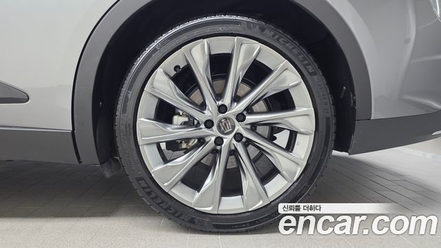 Toyota Crown Crossover 2.5 4WD Hybrid 2025 — фото 21