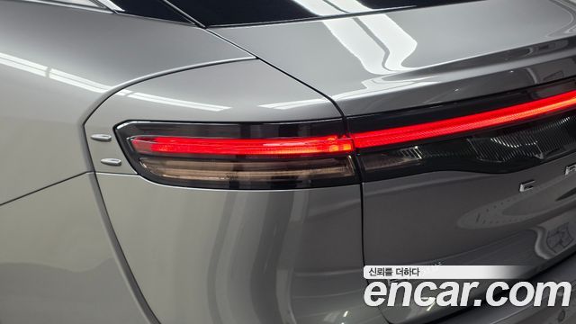 Toyota Crown Crossover 2.5 4WD Hybrid 2025 — фото 23